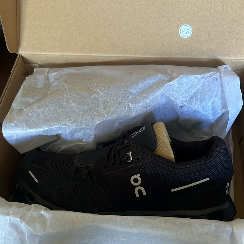 On cloud athletic shoes, never worn wrong size